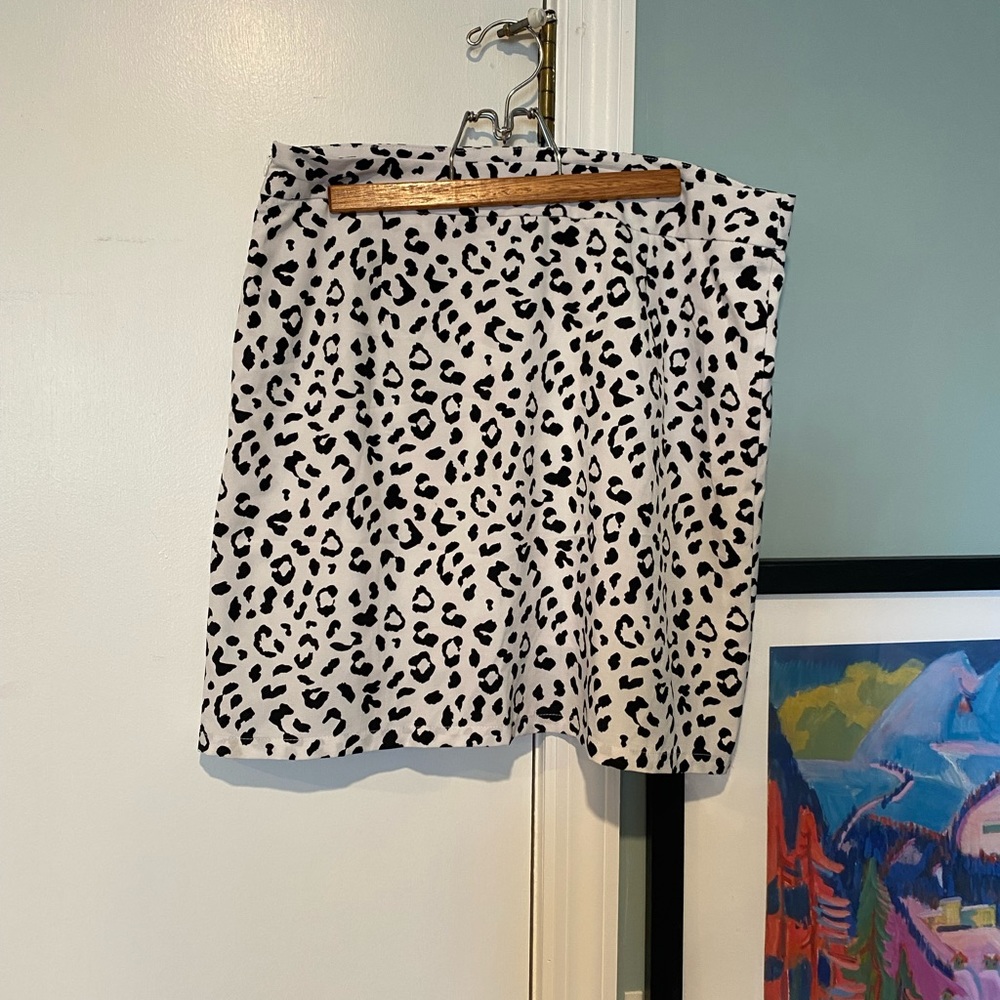 Animal print miniskirt